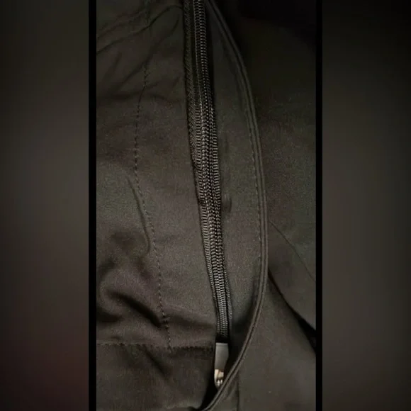 Tommy Hilfiger Black Hooded Jacket - Picture 5 of 6